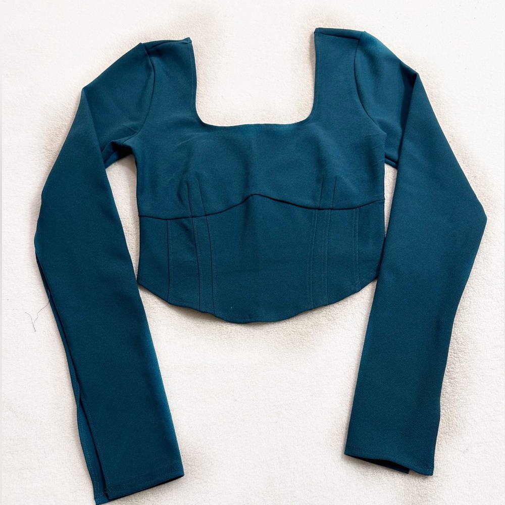 Abercrombie & Fitch crop top